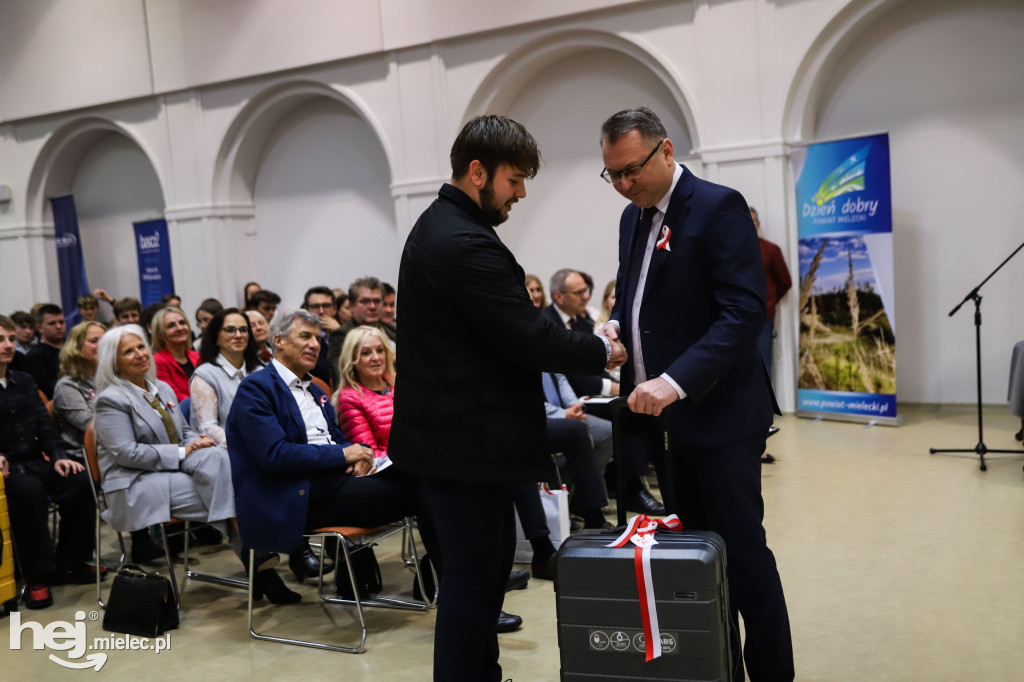 XVI Dyktando Niepodległościowe