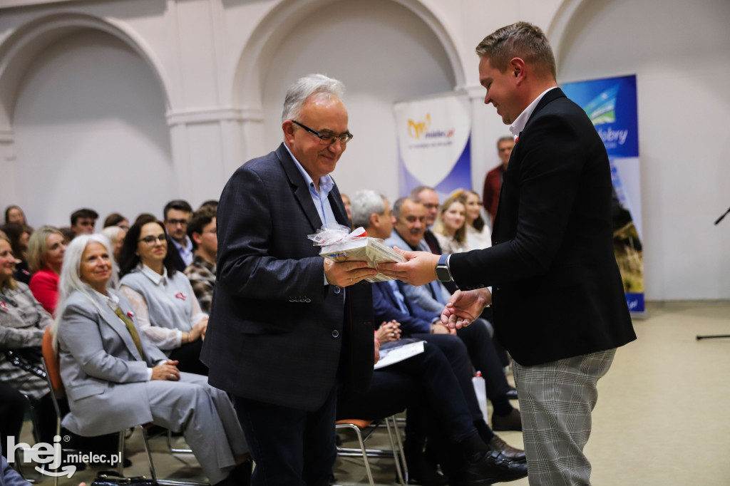 XVI Dyktando Niepodległościowe