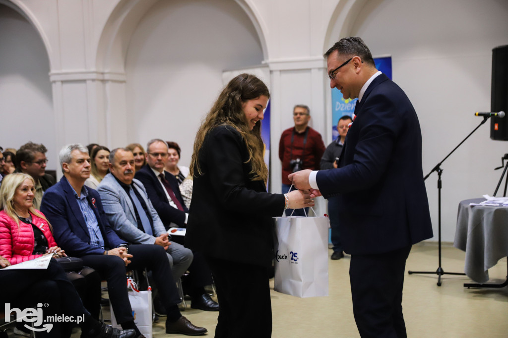 XVI Dyktando Niepodległościowe