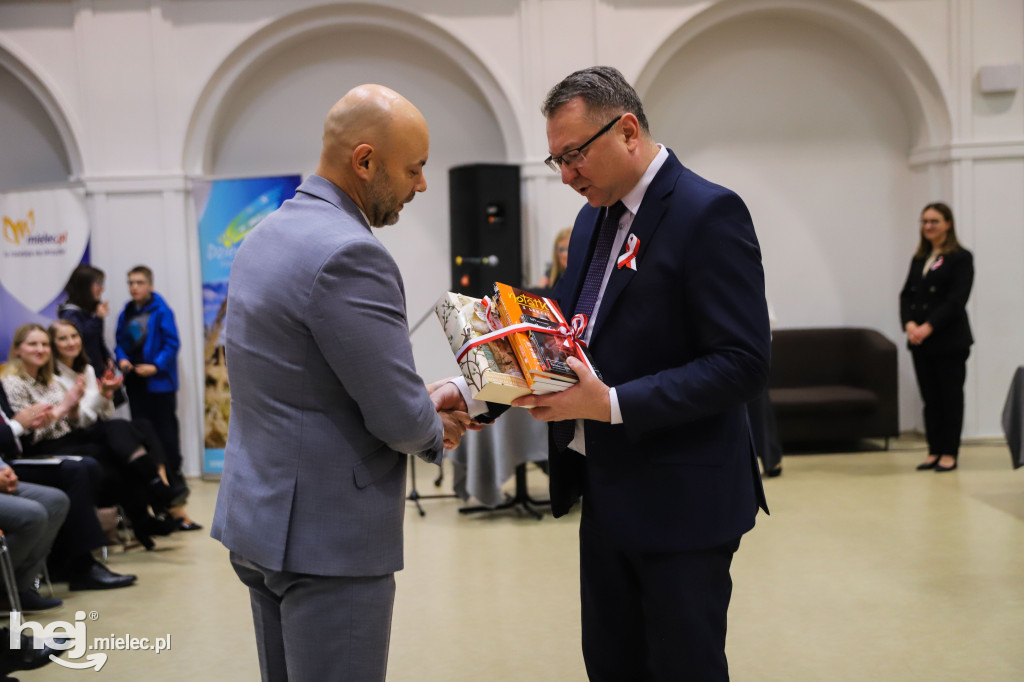 XVI Dyktando Niepodległościowe