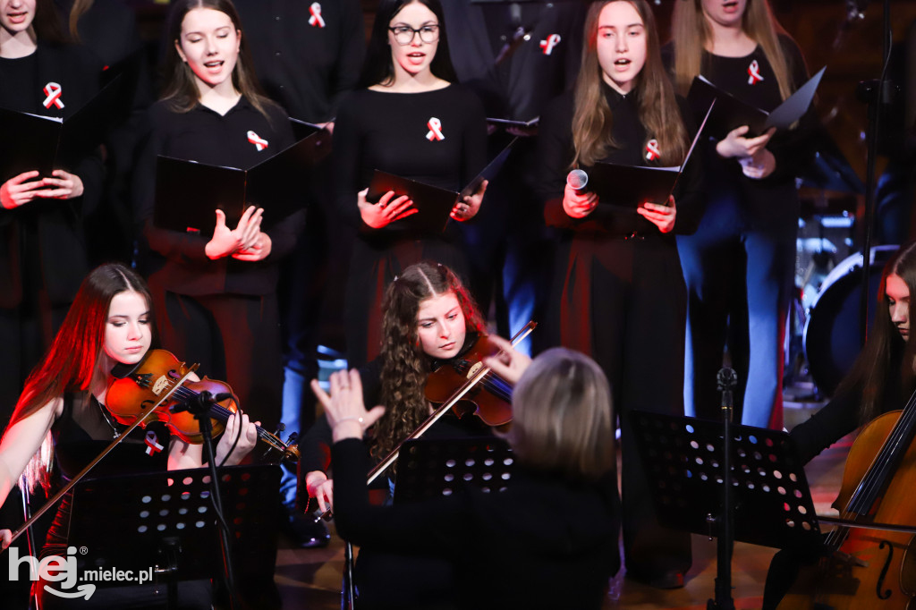 „Dźwięki pamięci” – koncert patriotyczny w mieleckiej Szkole Muzycznej