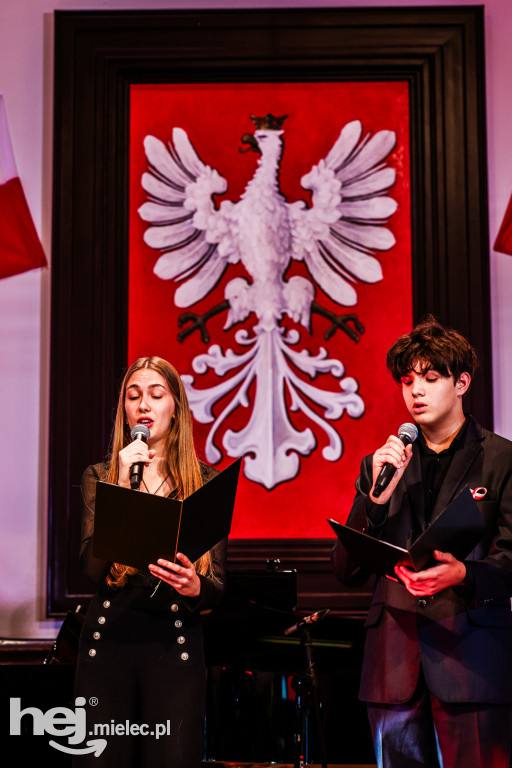 „Dźwięki pamięci” – koncert patriotyczny w mieleckiej Szkole Muzycznej