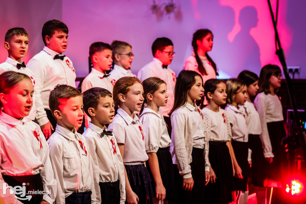 „Dźwięki pamięci” – koncert patriotyczny w mieleckiej Szkole Muzycznej