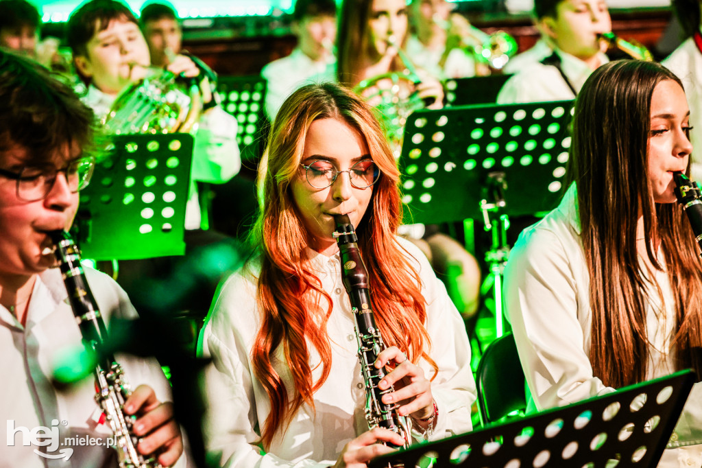 „Dźwięki pamięci” – koncert patriotyczny w mieleckiej Szkole Muzycznej
