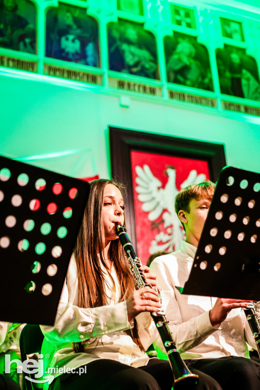 „Dźwięki pamięci” – koncert patriotyczny w mieleckiej Szkole Muzycznej