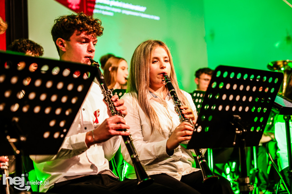 „Dźwięki pamięci” – koncert patriotyczny w mieleckiej Szkole Muzycznej