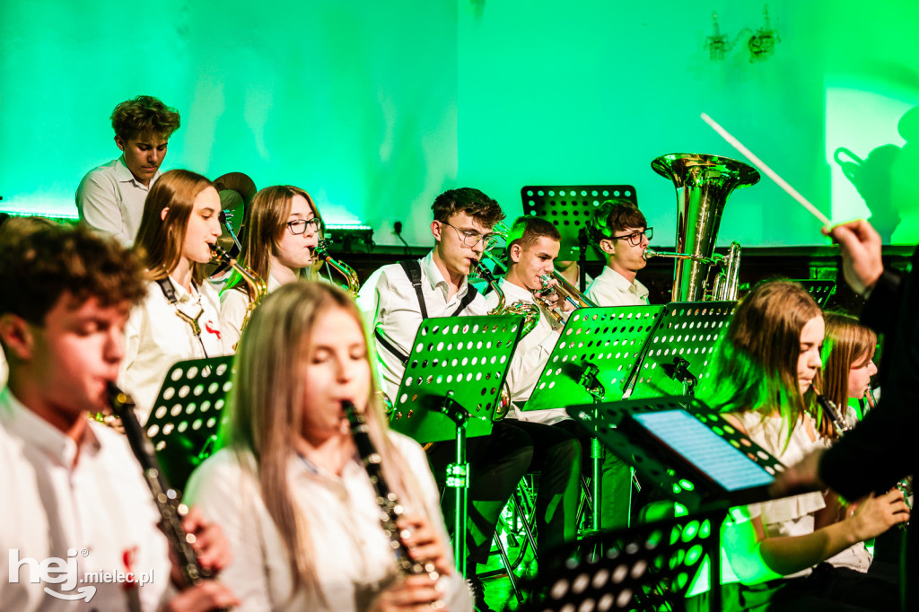 „Dźwięki pamięci” – koncert patriotyczny w mieleckiej Szkole Muzycznej