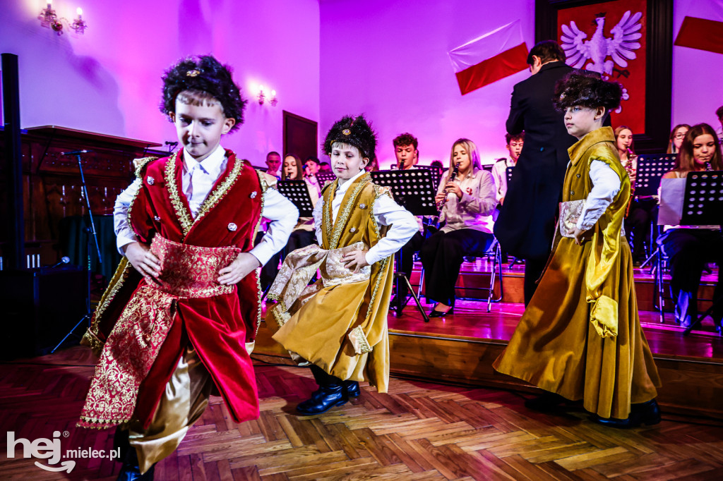 „Dźwięki pamięci” – koncert patriotyczny w mieleckiej Szkole Muzycznej