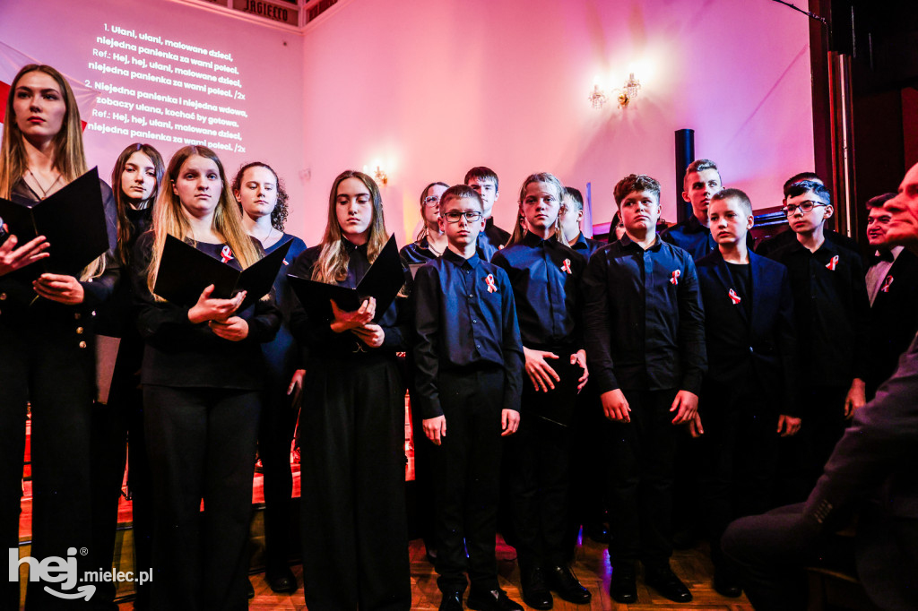 „Dźwięki pamięci” – koncert patriotyczny w mieleckiej Szkole Muzycznej