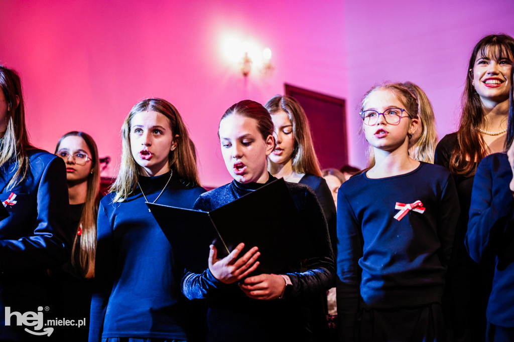 „Dźwięki pamięci” – koncert patriotyczny w mieleckiej Szkole Muzycznej