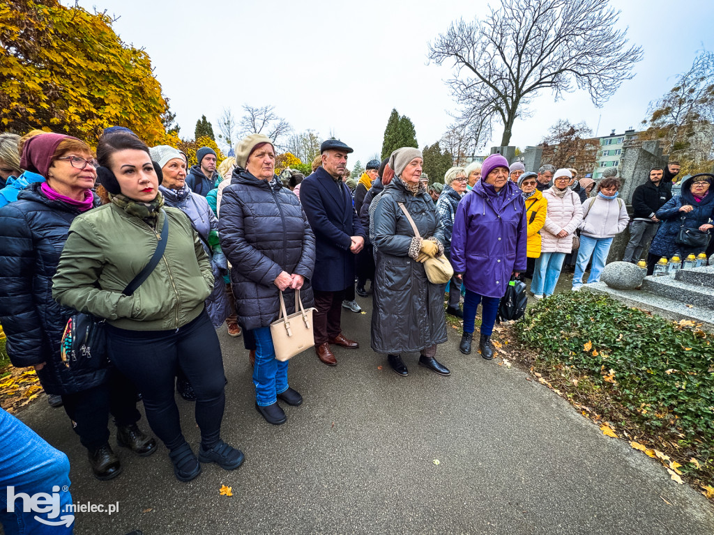 Historyczny spacer po Cmentarzu Parafialnym: Oni walczyli o wolność