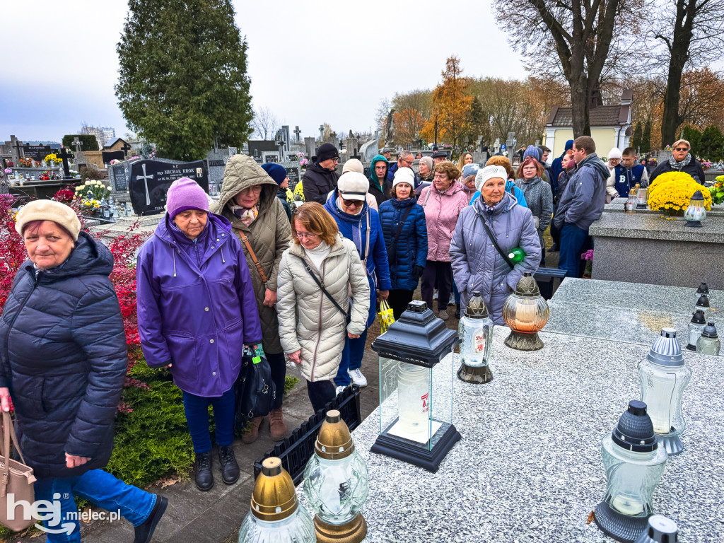 Historyczny spacer po Cmentarzu Parafialnym: Oni walczyli o wolność