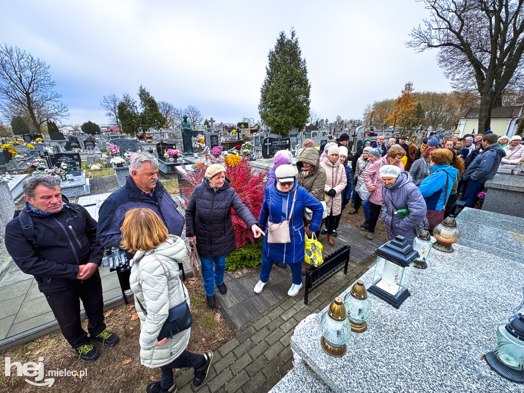 Historyczny spacer po Cmentarzu Parafialnym: Oni walczyli o wolność