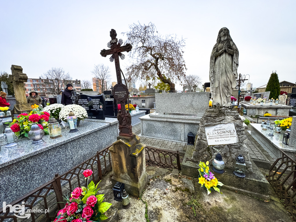 Historyczny spacer po Cmentarzu Parafialnym: Oni walczyli o wolność