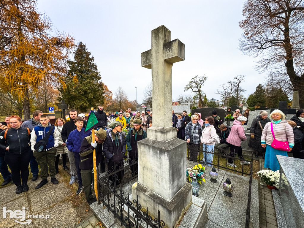 Historyczny spacer po Cmentarzu Parafialnym: Oni walczyli o wolność