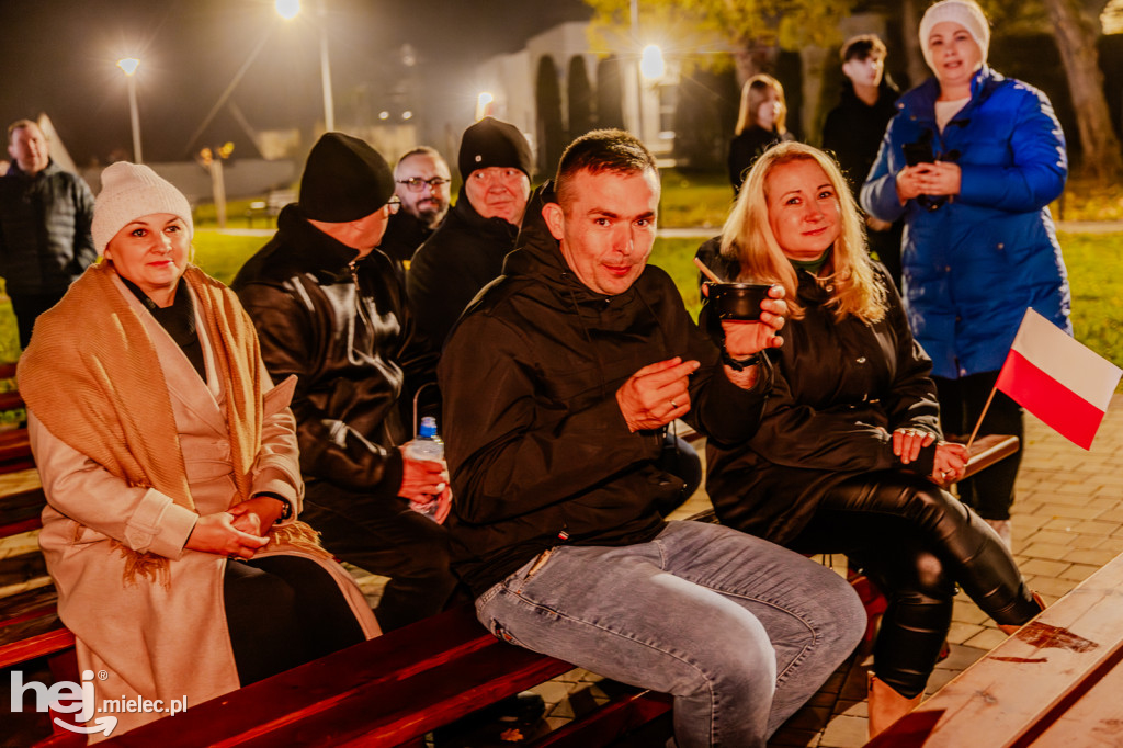 Głodni Niepodległości - wieczornica w Czerminie