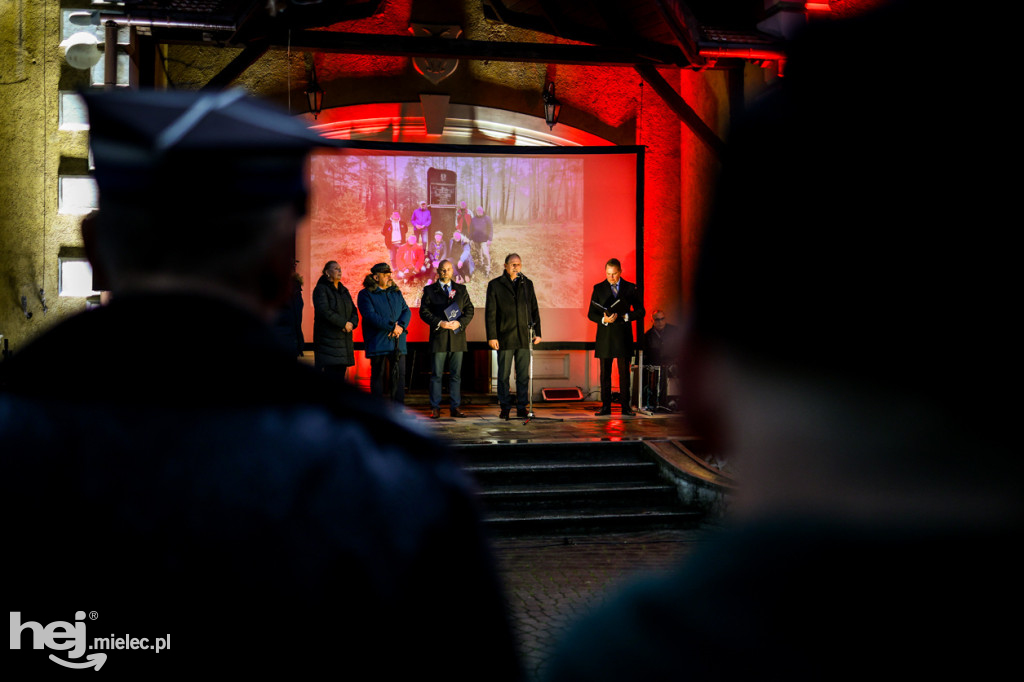 Ogień Niepodległości i Śpiewanki Patriotyczne