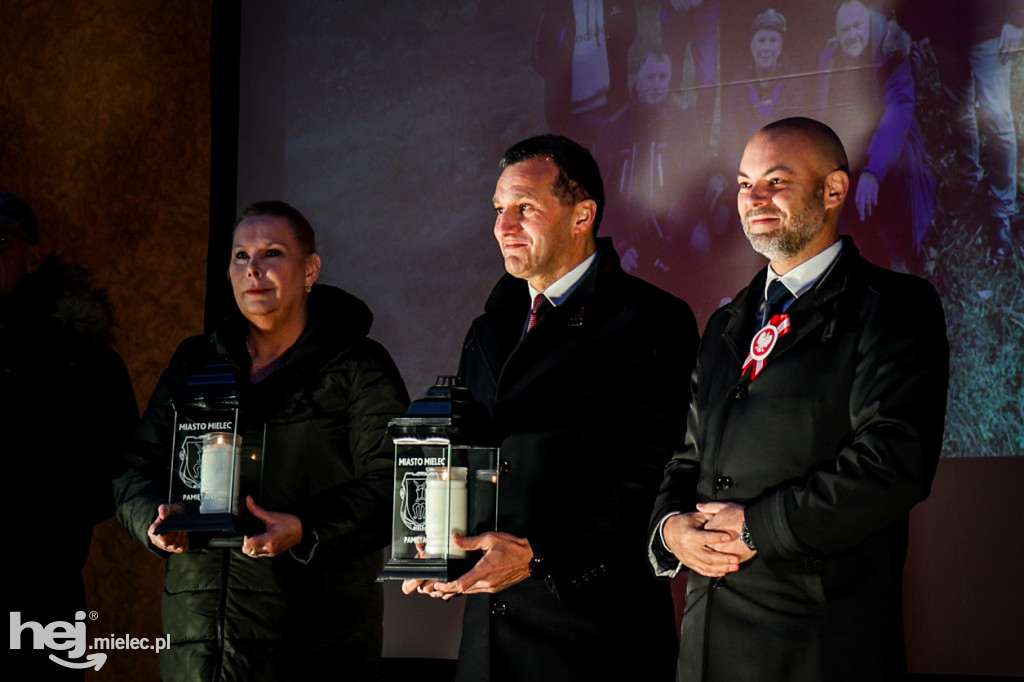 Ogień Niepodległości i Śpiewanki Patriotyczne
