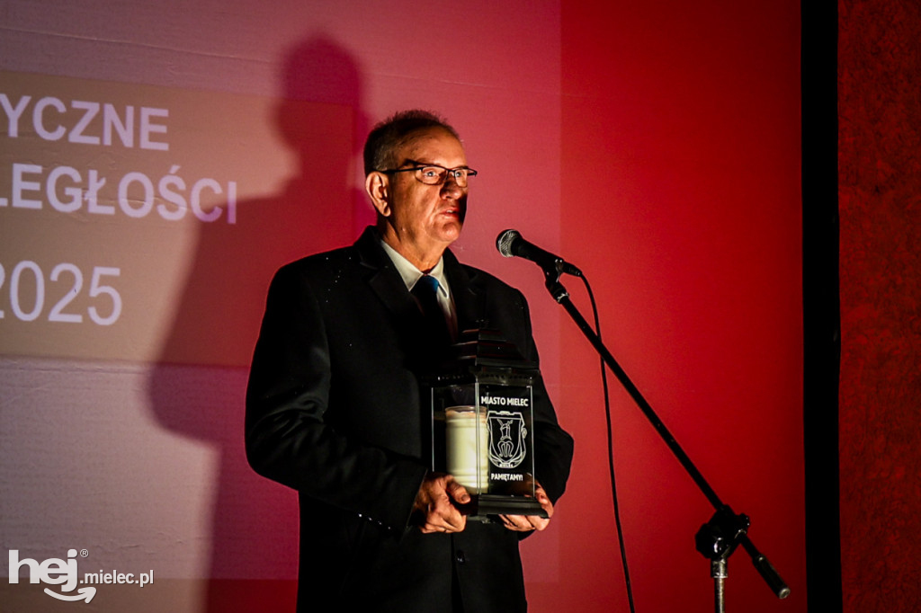 Ogień Niepodległości i Śpiewanki Patriotyczne