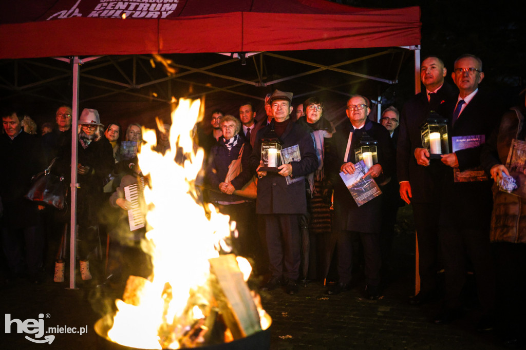 Ogień Niepodległości i Śpiewanki Patriotyczne