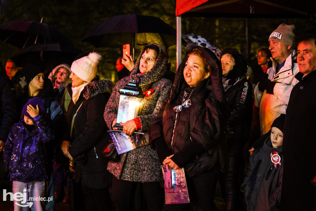 Ogień Niepodległości i Śpiewanki Patriotyczne