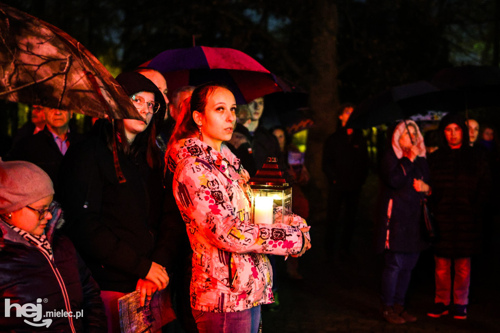 Ogień Niepodległości i Śpiewanki Patriotyczne