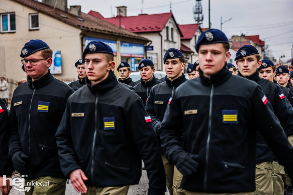 Święto Niepodległości - przemarsz ulicą Mickiewicza