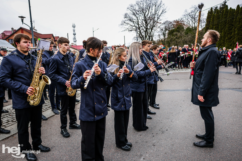 Święto Niepodległości - uroczystości pod Pomnikiem Wolności