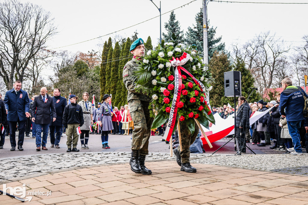 Święto Niepodległości - uroczystości pod Pomnikiem Wolności