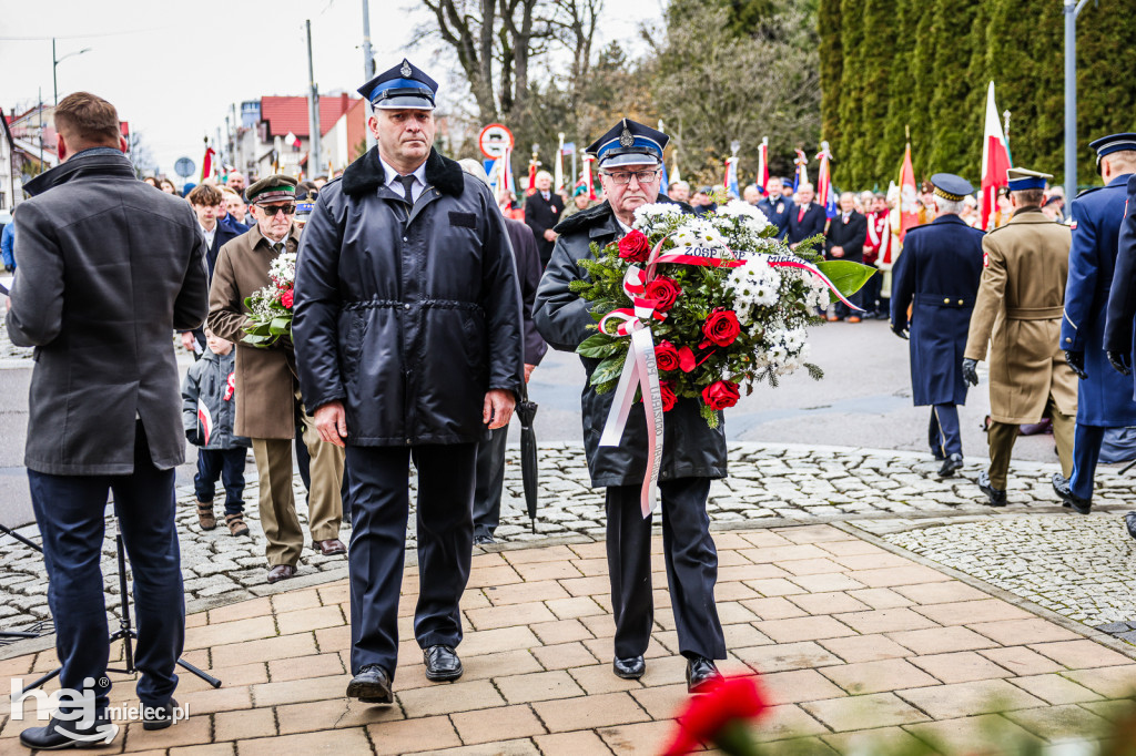 Święto Niepodległości - uroczystości pod Pomnikiem Wolności
