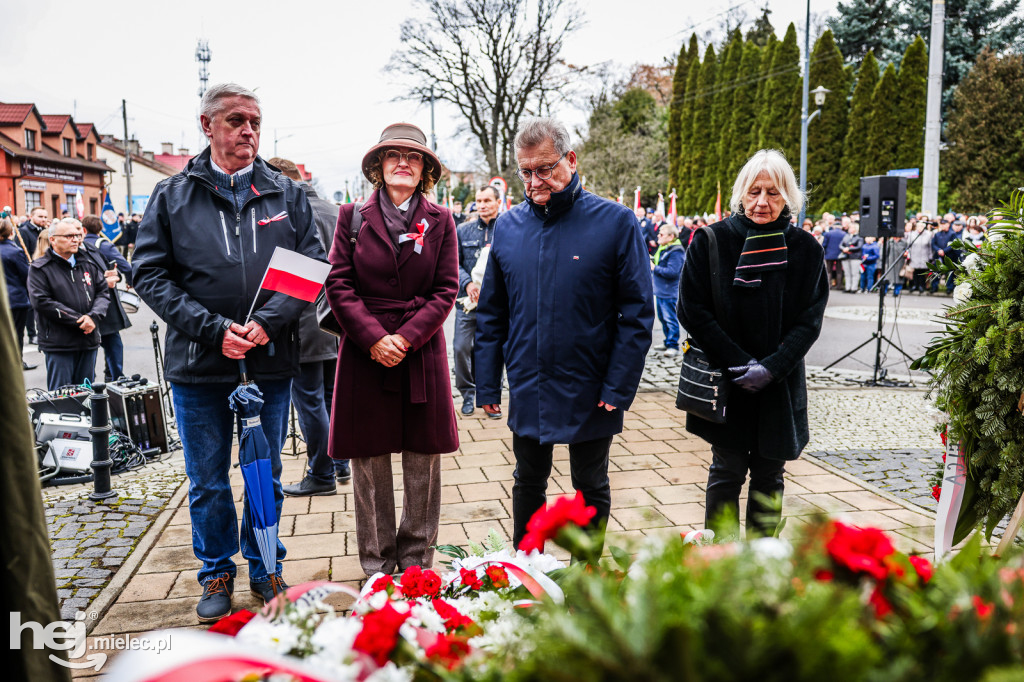 Święto Niepodległości - uroczystości pod Pomnikiem Wolności