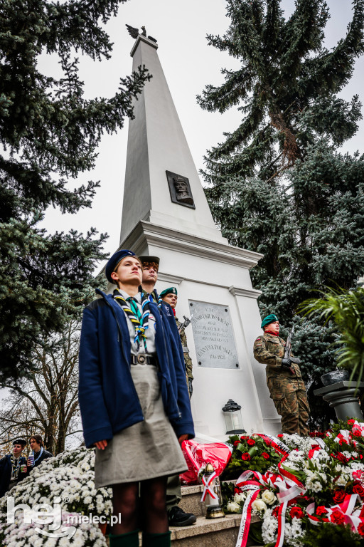 Święto Niepodległości - parada sztandarów i motocyklistów