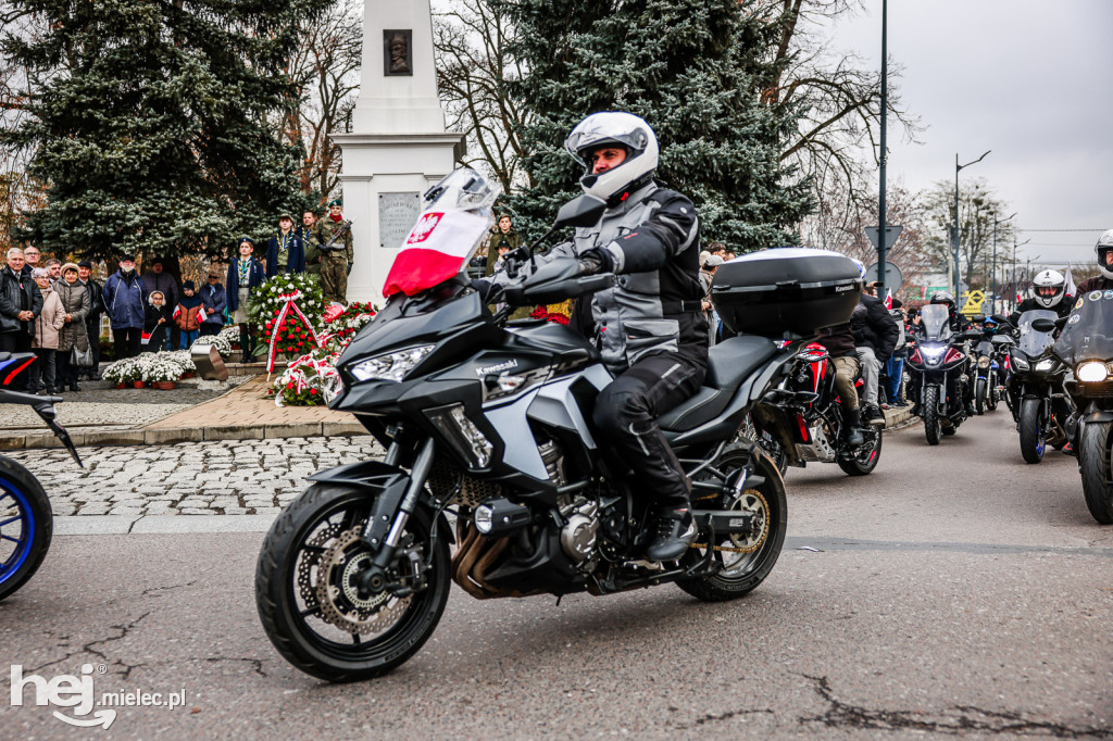 Święto Niepodległości - parada sztandarów i motocyklistów