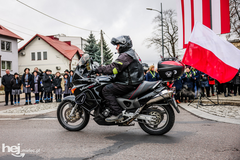 Święto Niepodległości - parada sztandarów i motocyklistów