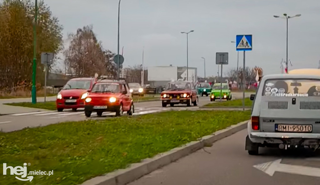 Zabytkowymi samochodami 11 listopada