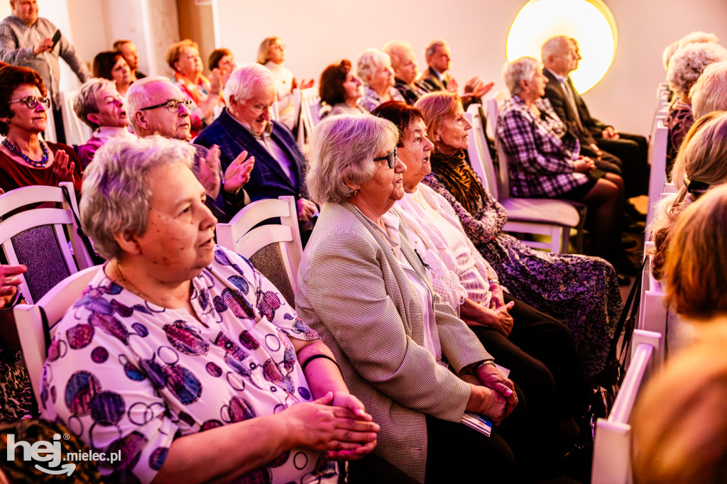 Podkarpacki pozarządowy i senioralny promyk sukcesu – Senior Roku 2025