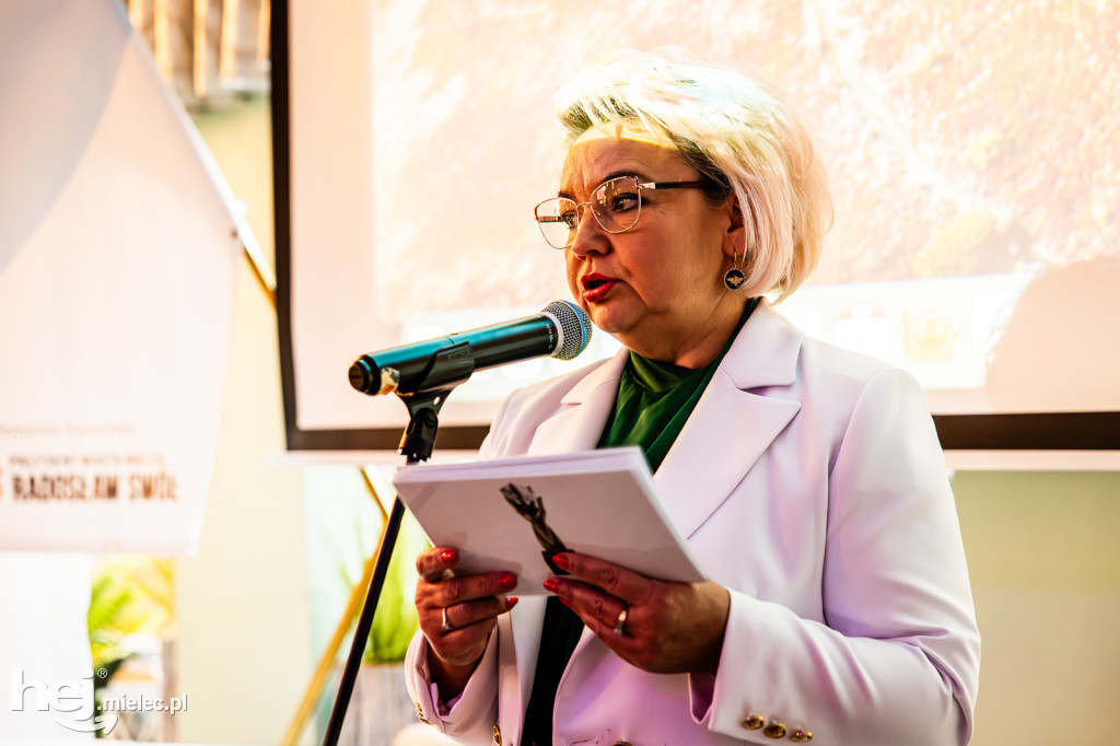 Podkarpacki pozarządowy i senioralny promyk sukcesu – Senior Roku 2025