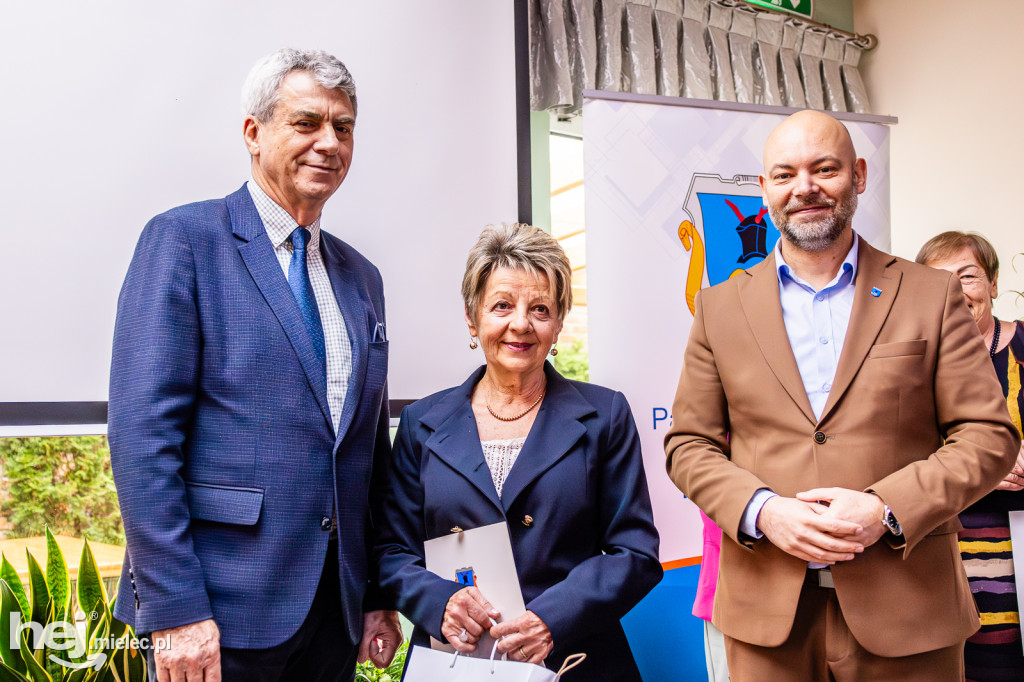 Podkarpacki pozarządowy i senioralny promyk sukcesu – Senior Roku 2025