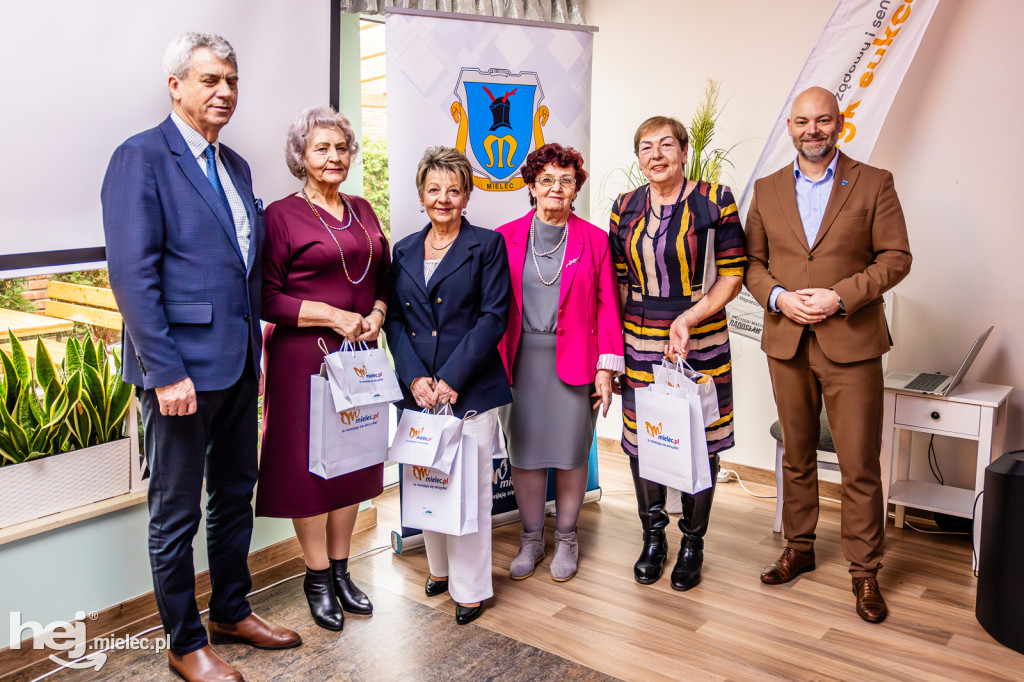 Podkarpacki pozarządowy i senioralny promyk sukcesu – Senior Roku 2025