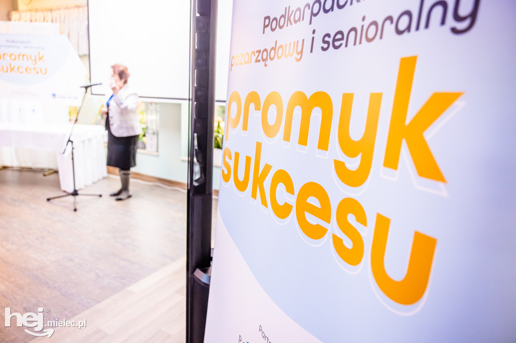 Podkarpacki pozarządowy i senioralny promyk sukcesu – Senior Roku 2025