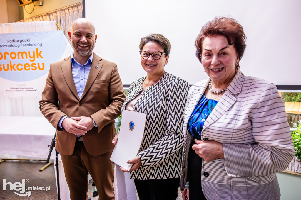 Podkarpacki pozarządowy i senioralny promyk sukcesu – Senior Roku 2025