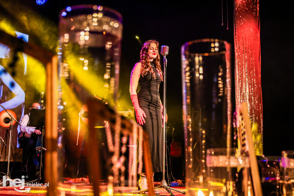 Koncert Nareszcie Niepodległa - piosenki 20-lecia międzywojennego w DK Przecław