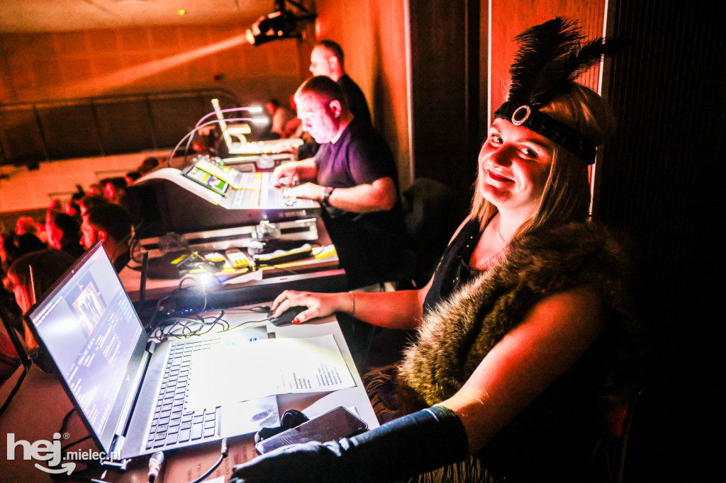 Koncert Nareszcie Niepodległa - piosenki 20-lecia międzywojennego w DK Przecław