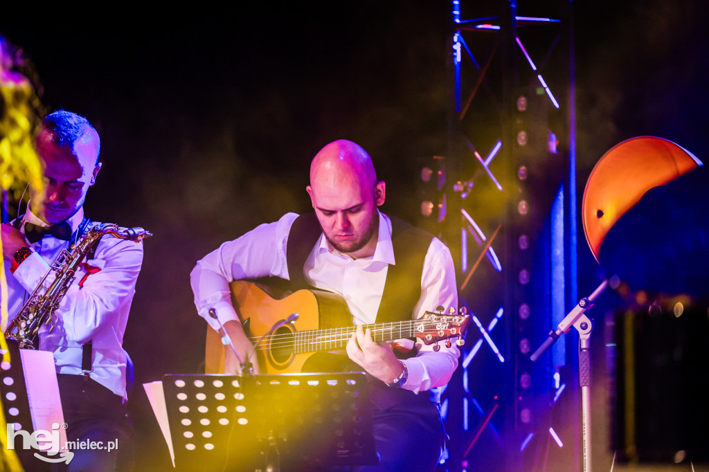 Koncert Nareszcie Niepodległa - piosenki 20-lecia międzywojennego w DK Przecław