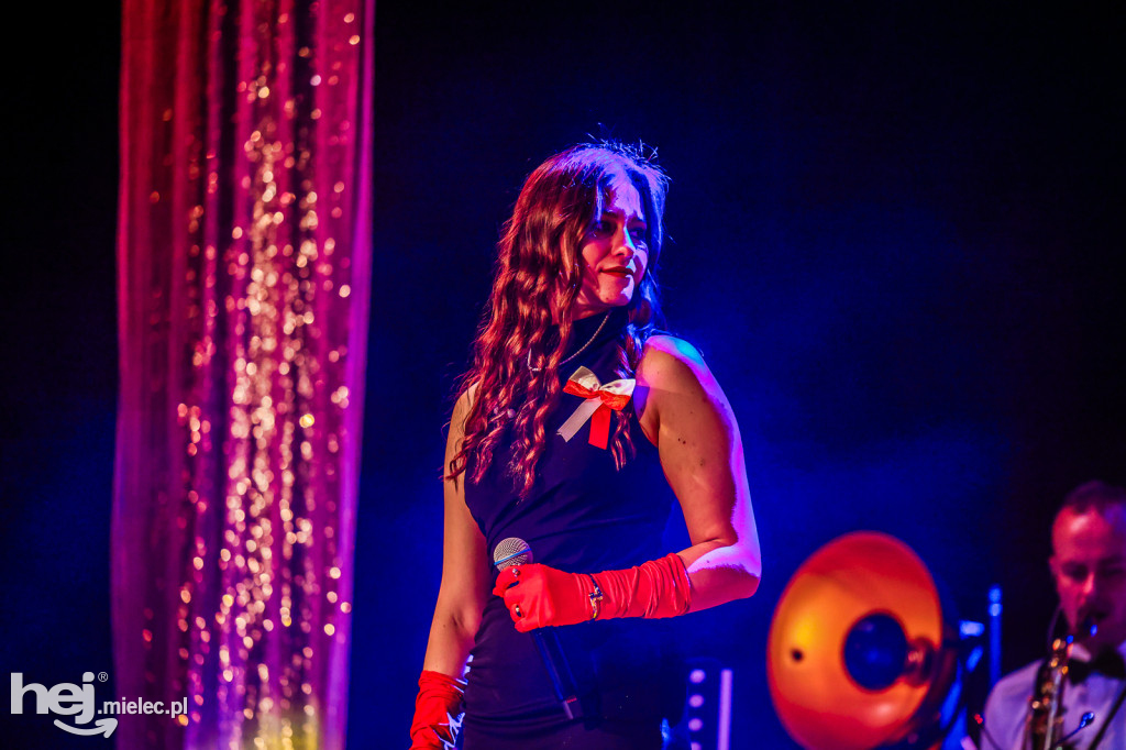 Koncert Nareszcie Niepodległa - piosenki 20-lecia międzywojennego w DK Przecław