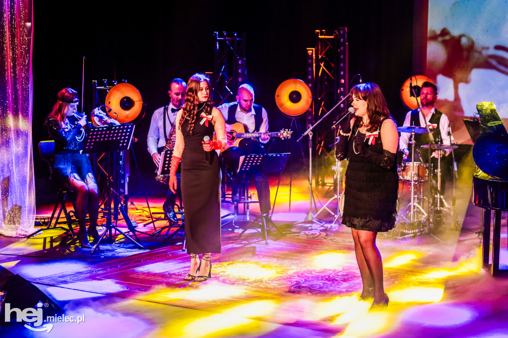 Koncert Nareszcie Niepodległa - piosenki 20-lecia międzywojennego w DK Przecław