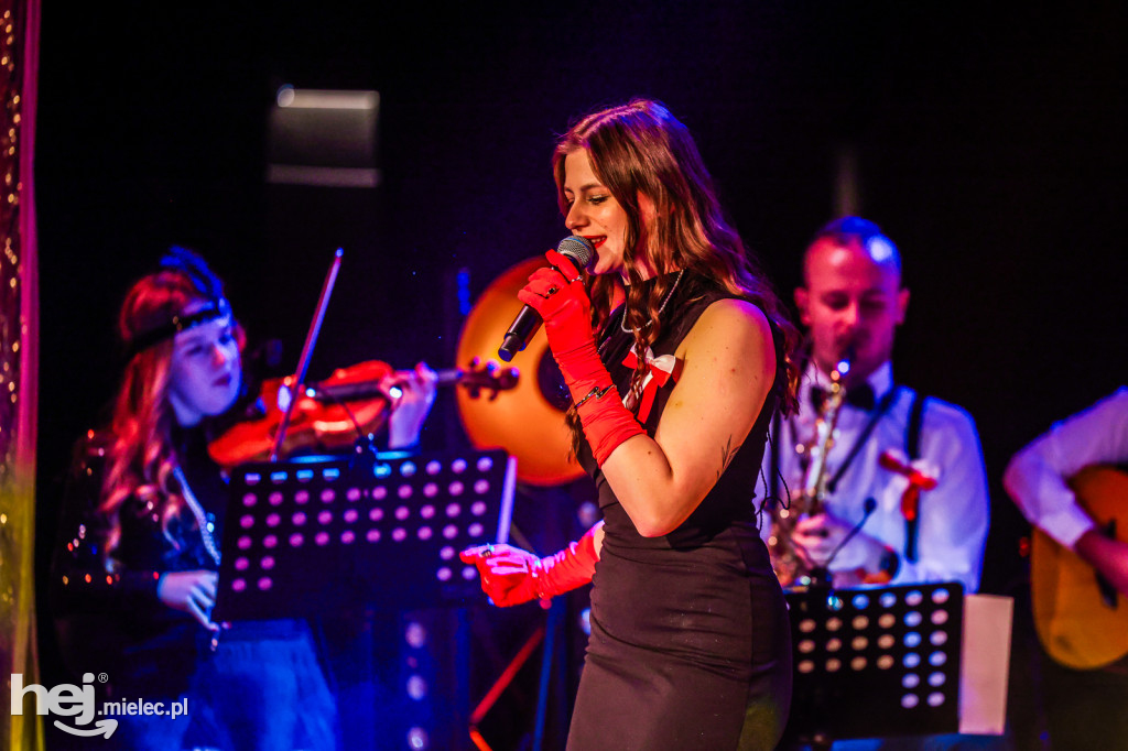 Koncert Nareszcie Niepodległa - piosenki 20-lecia międzywojennego w DK Przecław