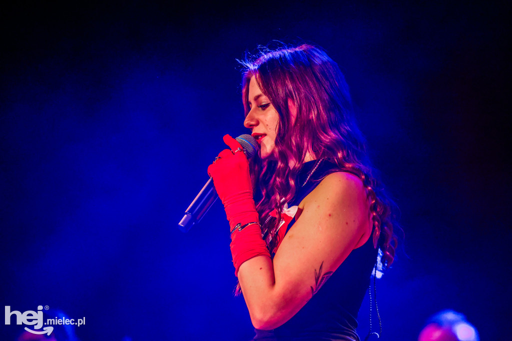 Koncert Nareszcie Niepodległa - piosenki 20-lecia międzywojennego w DK Przecław