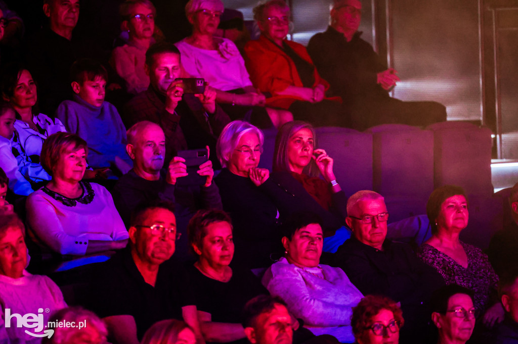 Koncert Nareszcie Niepodległa - piosenki 20-lecia międzywojennego w DK Przecław