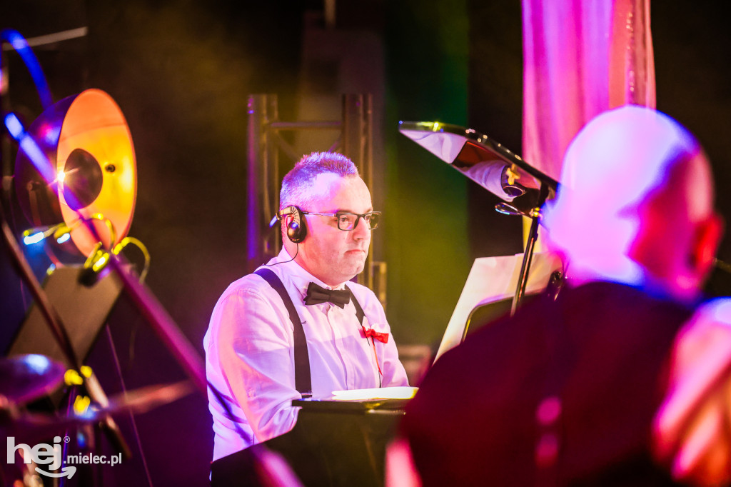 Koncert Nareszcie Niepodległa - piosenki 20-lecia międzywojennego w DK Przecław